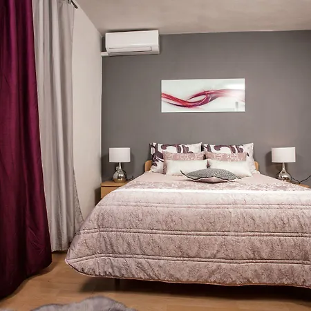 Appartement Nora Makarska