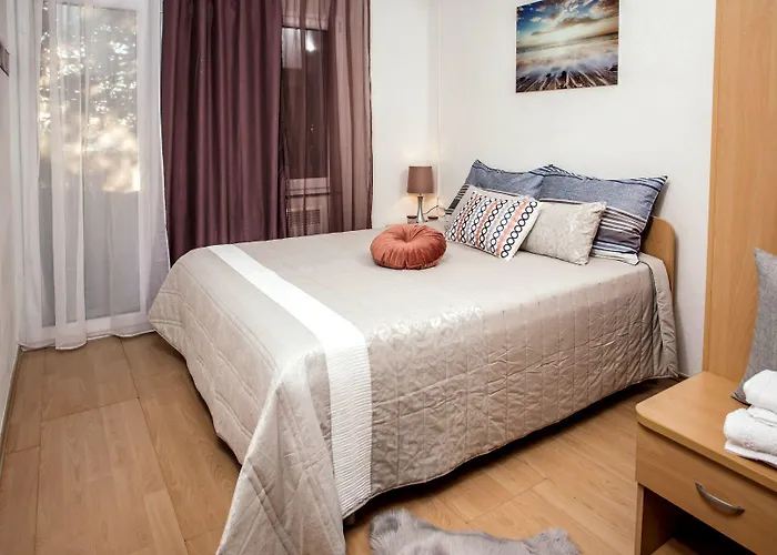 Nora ماكارسكا