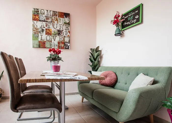 شقة Nora ماكارسكا