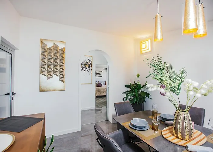 شقة Nora ماكارسكا