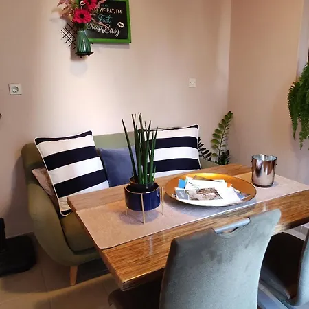 Apartman Nora *