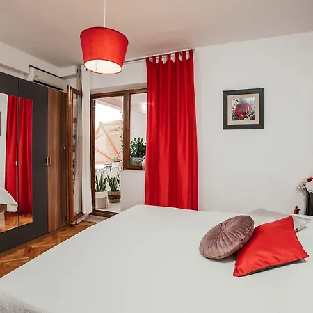 Nora Apartament Makarska