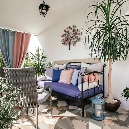 Nora Apartman *